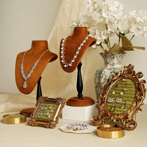 Jewelry Display Frame 3