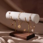 Walnussholz-T-Bar-Armband-Präsentationsständer ()
