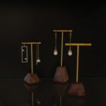 gold t bar earring display stand with wooden base 5