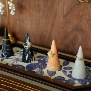 Marble Ring Cone Holder ()