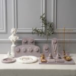 Purple Pearl Long Necklace Display Stand ()