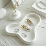 Small White T bar Earring Display Stand ()