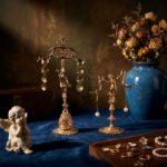 Vintage Gold Standing Up Earring Stands for Dangle Earring ()