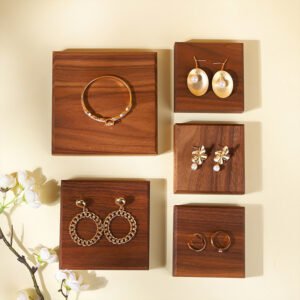 Schmuck-Präsentationstablett aus Holz ()