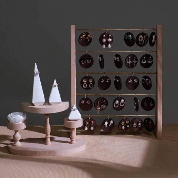 Holzleiter-Ohrring-Ausstellungsständer zum Verkaufen ()