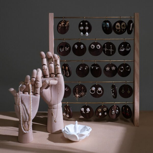 Holzleiter-Ohrring-Ausstellungsständer zum Verkaufen ()