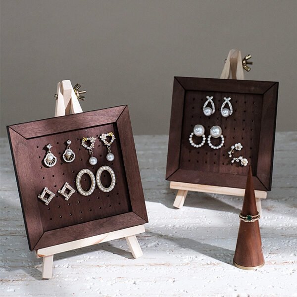 Wooden Pegboard Earring Display Stand for Multiple Earrings ()