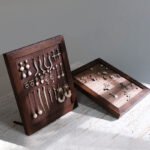 Wooden Pegboard Earring Display Stand for Multiple Earrings ()