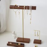 Vintage valnötsträ halsband display byst ()