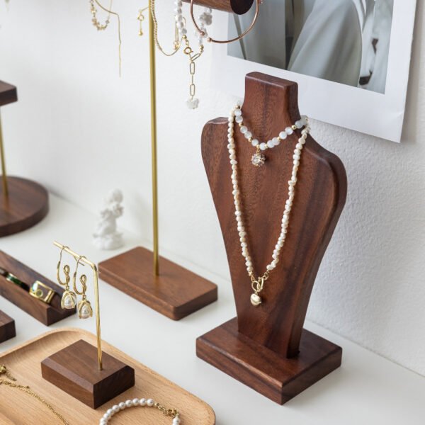 Vintage valnötsträ halsband display byst ()