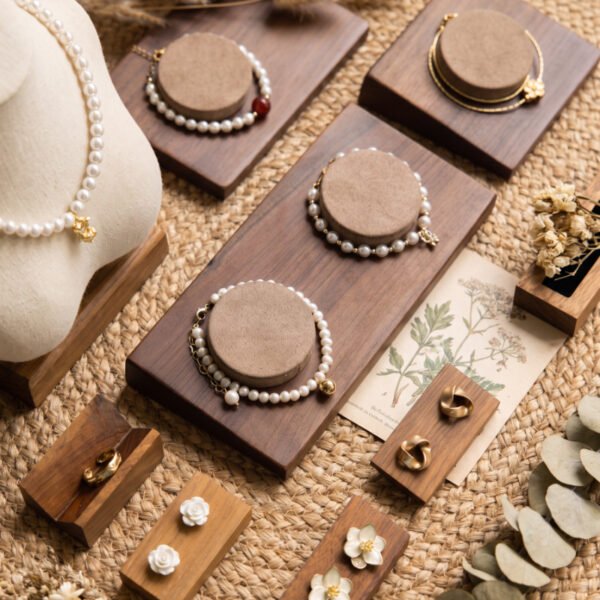 Vintage Wooden SingleTwo Watch and Bracelet Holder ()